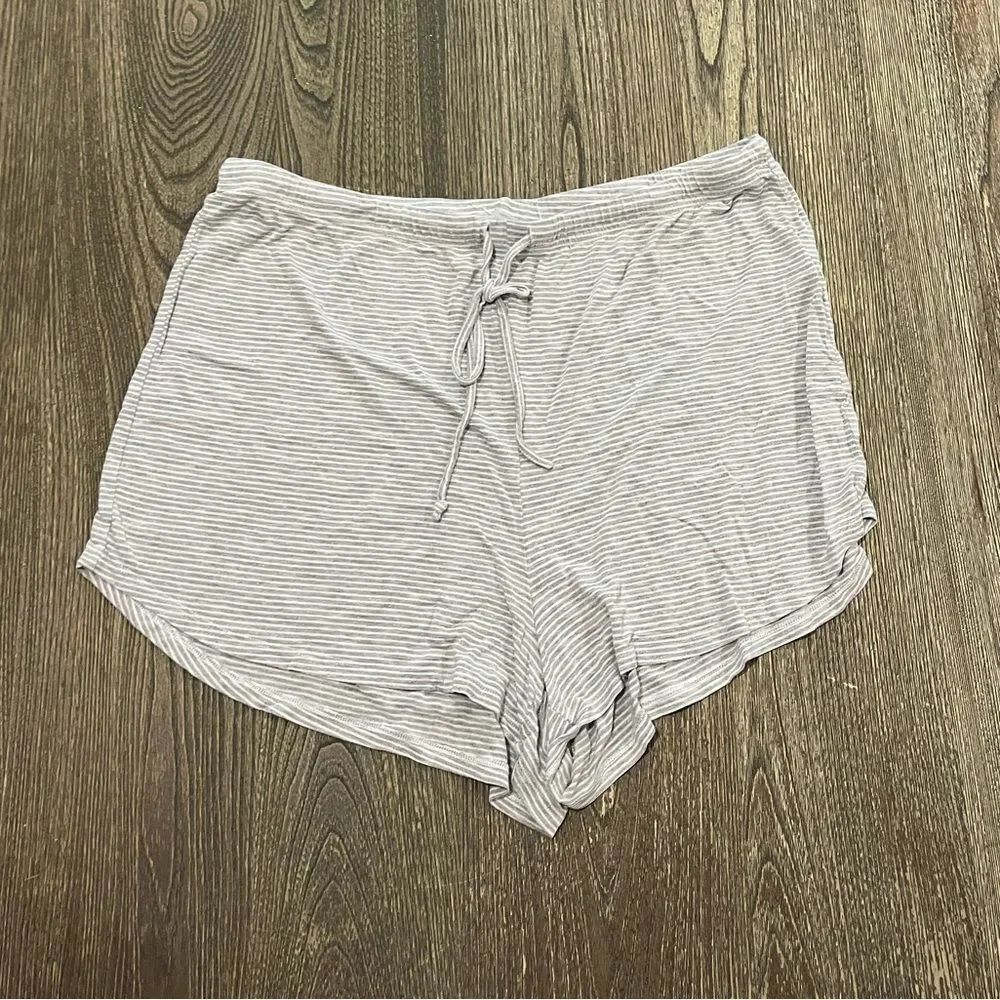 Venus Pajama Shorts Lightweight Pull On Lounge Drawstring Striped Gray Large